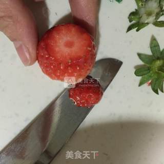 Strawberry Santa recipe