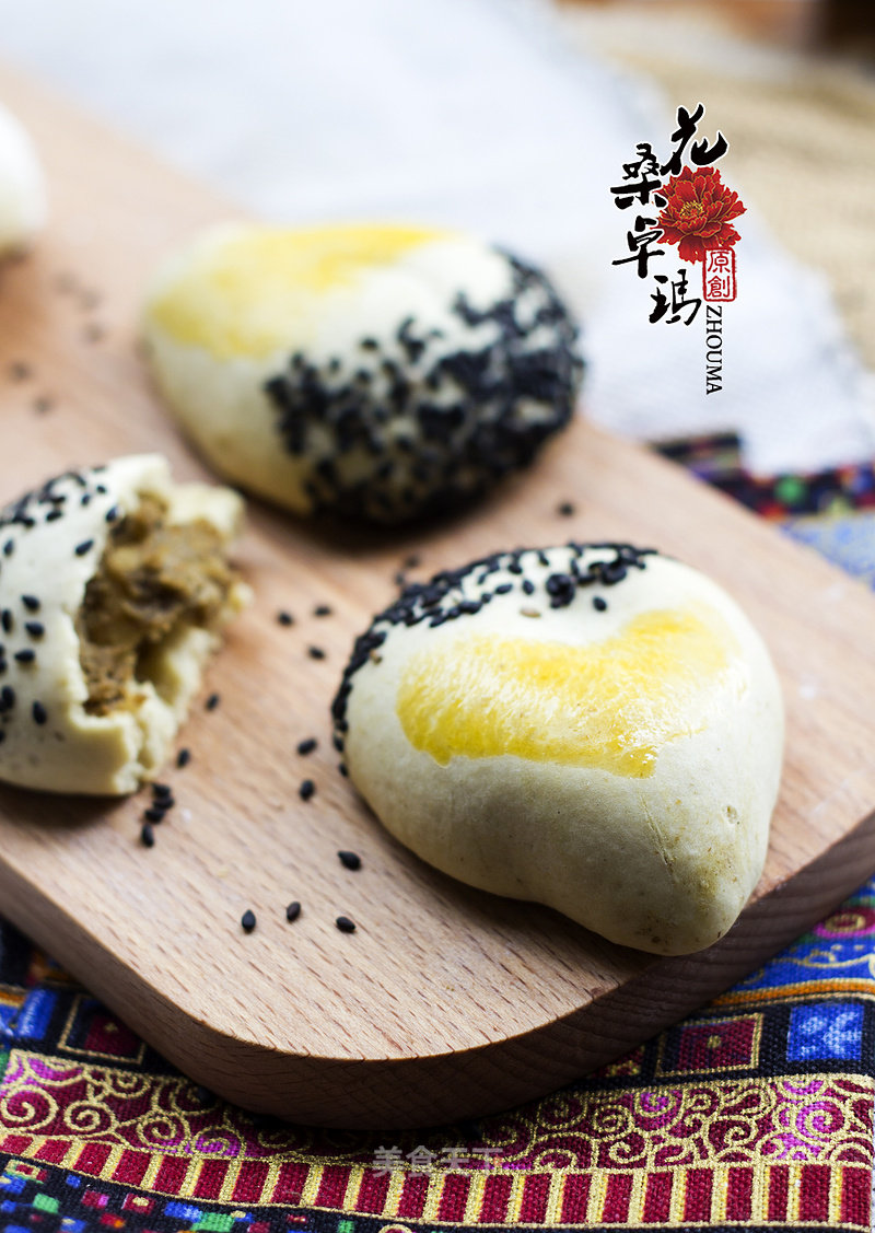 [red Bean Paste Cookies] A Warm and Plain Taste recipe