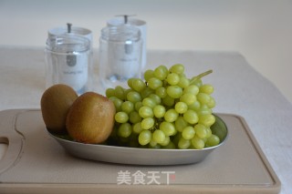 Kiwi Grape Juice-joyoung C902d Accompanying Cooking Machine recipe