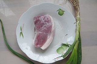 Stir-fried Pork with Green Garlic recipe