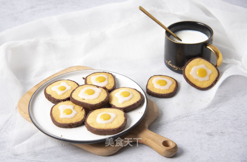 Eat Cute and Grown Up Poached Egg Cookies, Sweet and Crispy
