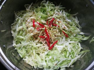 Pouring Cabbage Shreds recipe