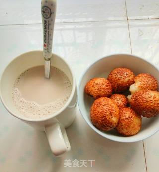 Soy Milk with Red Dates and Peanuts recipe