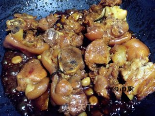 #trust之美#peanut Stewed Pig's Trotters#肉肉厨 recipe