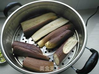 Eggplant with Sesame Sauce and Garlic recipe