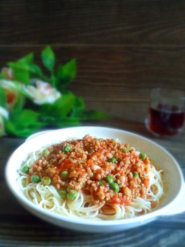 Tomato Meat Pasta recipe