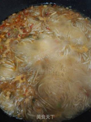 Home-style Hot and Sour Noodles recipe