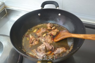 Big Chunks of Meat are Necessary [boiled Lotus Root with Pork Ribs Sauce] recipe