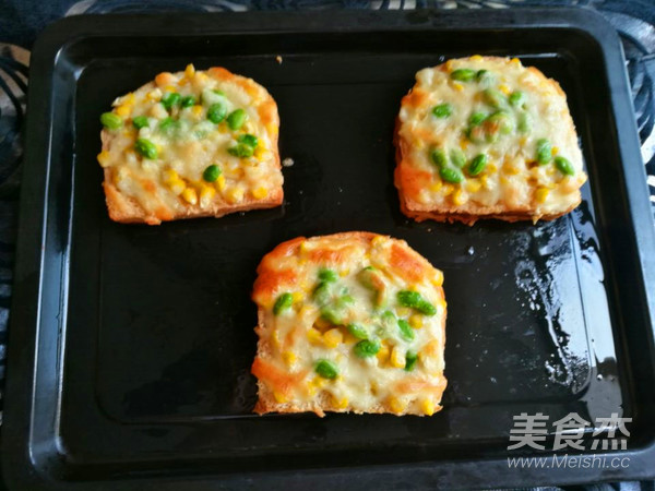 Toast Pastoral Pizza recipe
