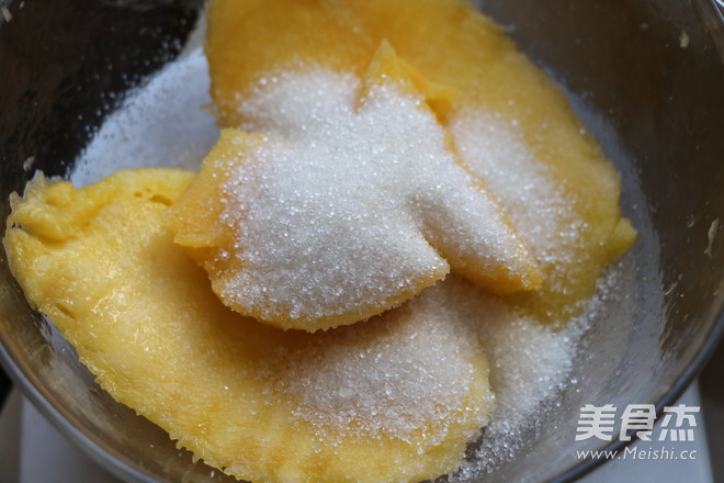 Heart Shaped Mango Cheese Mousse recipe