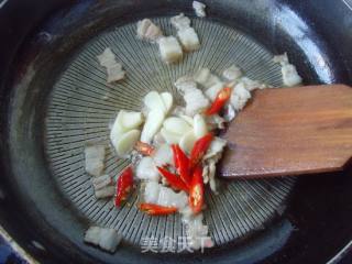 Salty, Fragrant, Crispy and Soft---fry Parsley and Fragrant Dry recipe