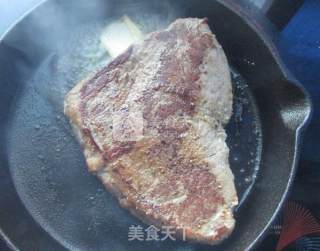 Pan-fried Steak Croutons recipe