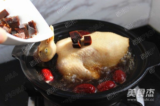 Ejiao Stewed Pigeon recipe