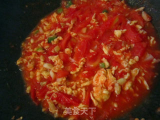 Scrambled Eggs with Tomatoes recipe