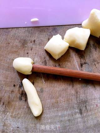 #the 4th Baking Contest and is Love to Eat Festival #little White Rabbit Biscuits recipe