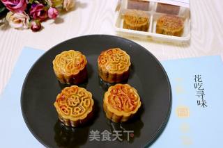 Cantonese-style Egg Yolk and Chestnut Paste Mooncakes recipe