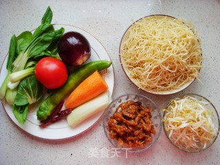 Fried Noodles with Shredded Pork recipe