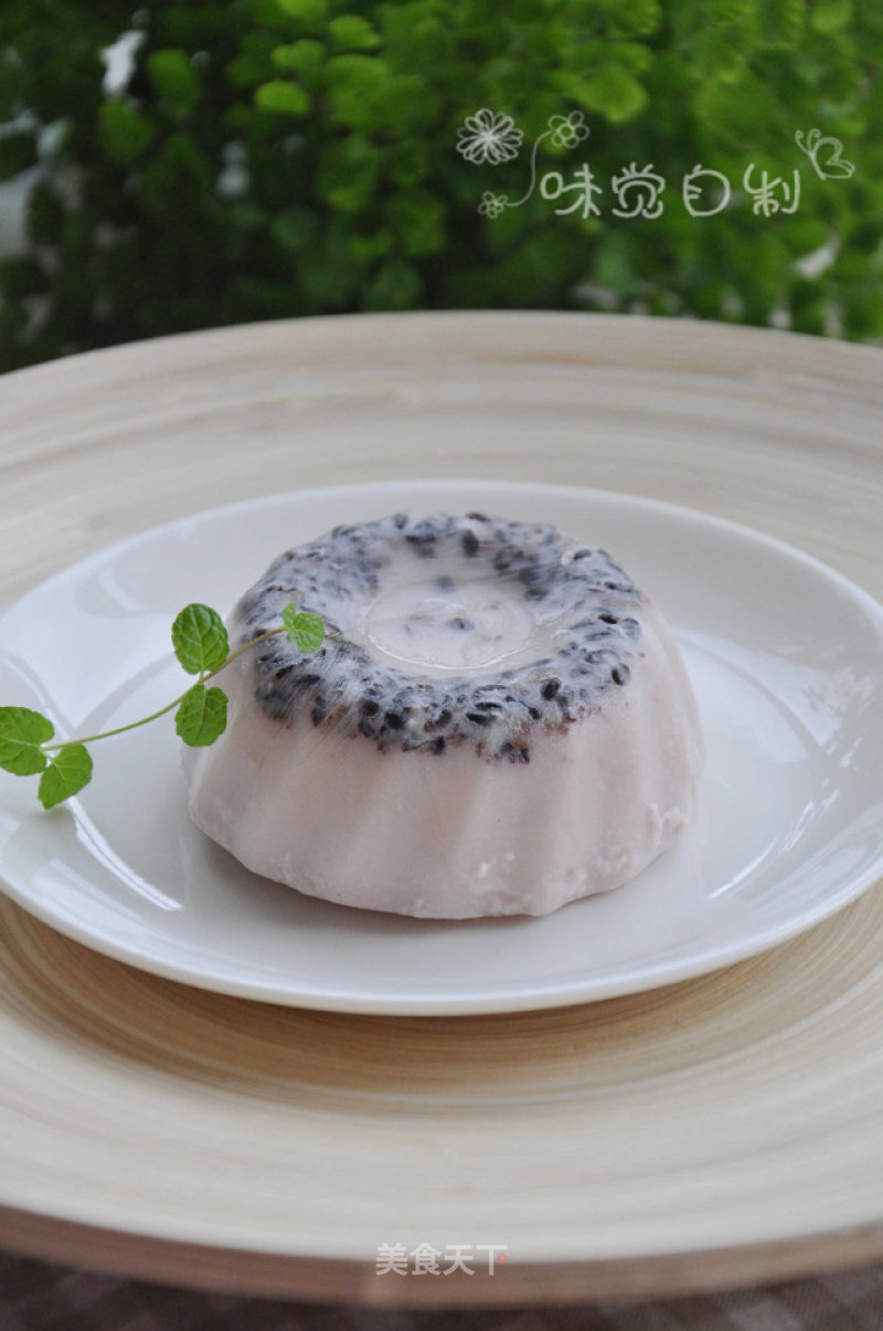 Purple Rice Cake with Coconut Milk recipe