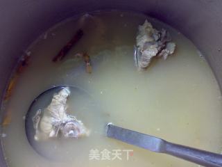 Dendrobium and Ginseng Pork Bone Soup recipe