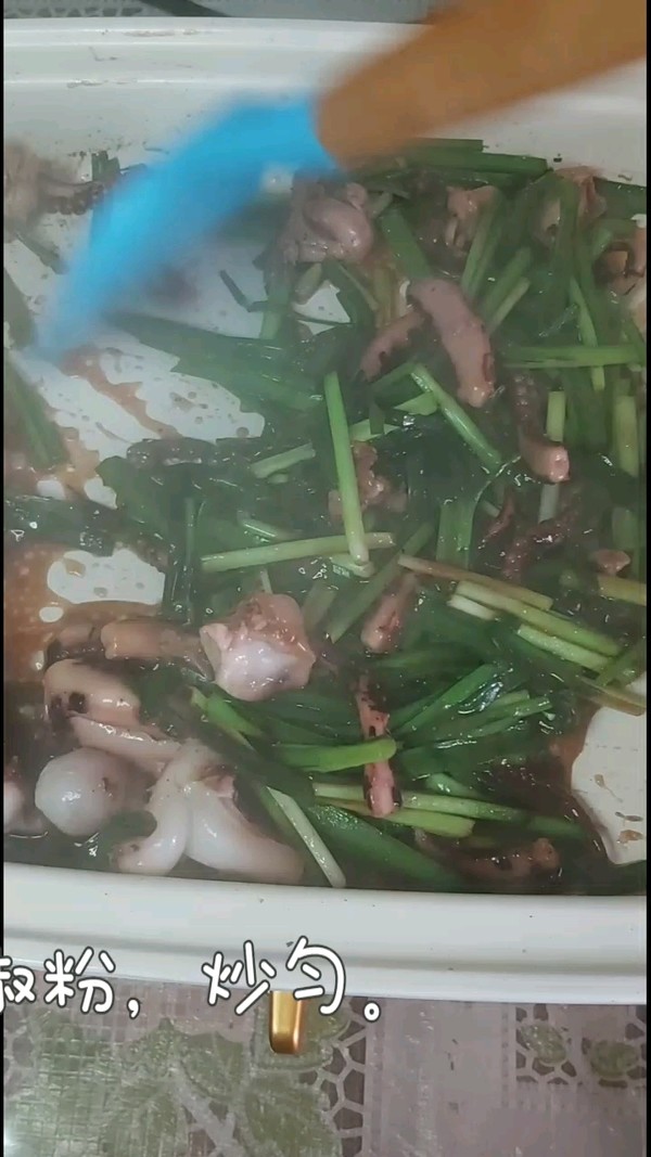 Squid with Chives recipe