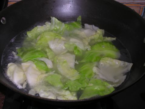 Vegetable Noodles with Shredded Pork recipe