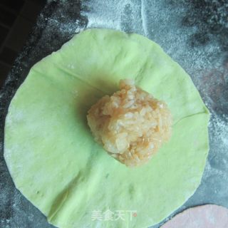 Learn to Package Glutinous Rice Chicken-green and Good Mood recipe