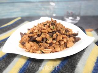 Stir-fried Diced Beef with Dried Radish recipe