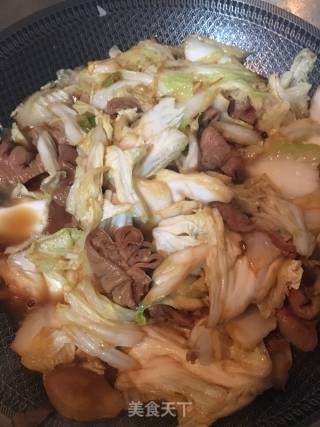 Stewed Large Intestine with Cabbage recipe