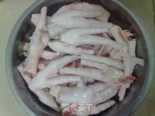 Pickled Pepper Chicken Feet recipe
