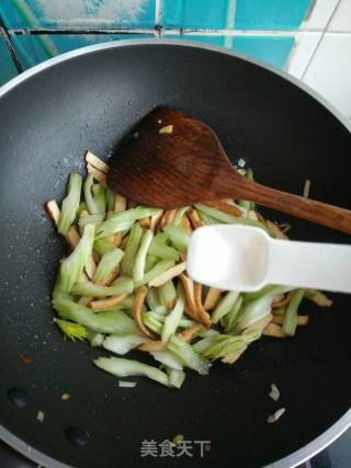 Stir-fried Celery recipe