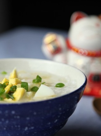 Fresh Rice Porridge with White Pear and Egg