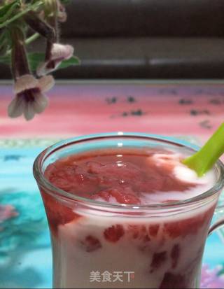 Summer Drinks ~ ~ Ice Jam Mixed with Yogurt recipe