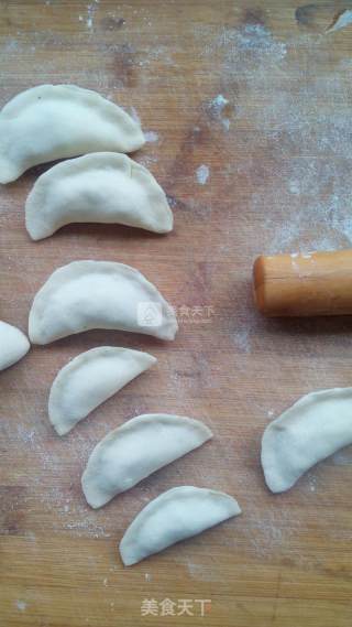 Pork Dumplings with Shiitake Mushrooms and Chives recipe