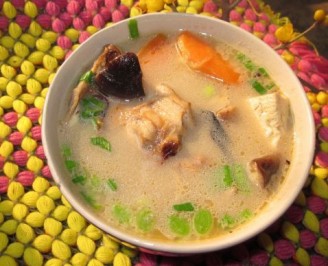 Fried Braised Fish Head Soup