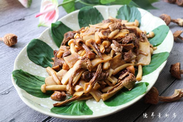 Braised Three Bacteria recipe