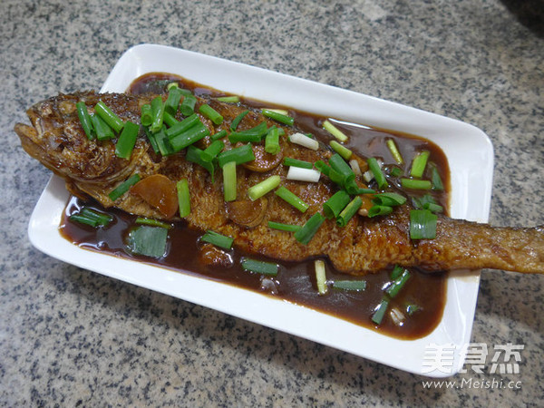 Sweet and Sour Large Yellow Croaker recipe