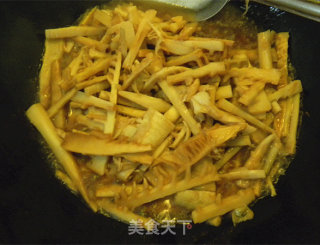 Braised Bamboo Shoots in Oil recipe