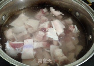 #trust之美# Stewed Pork Belly with Potatoes and Beans recipe