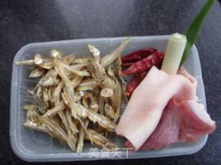 Rice Suffers -------------dried Fish Fried Crystal Skin recipe