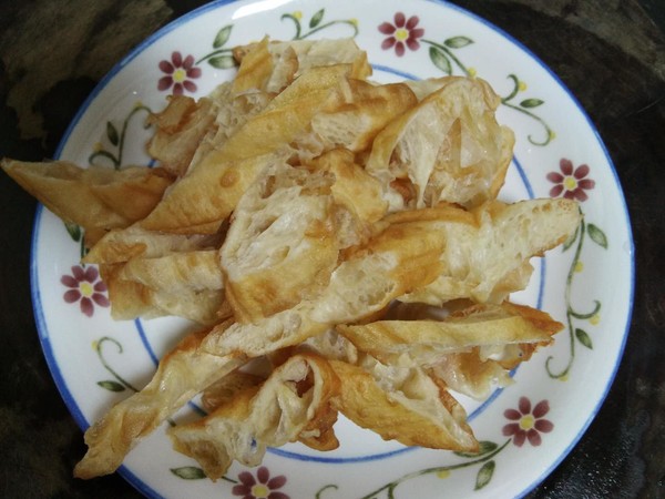 Fried Fried Dough Sticks with Cabbage in Oyster Sauce recipe