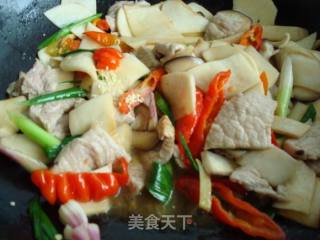 Fried Pork with Pleurotus Eryngii recipe