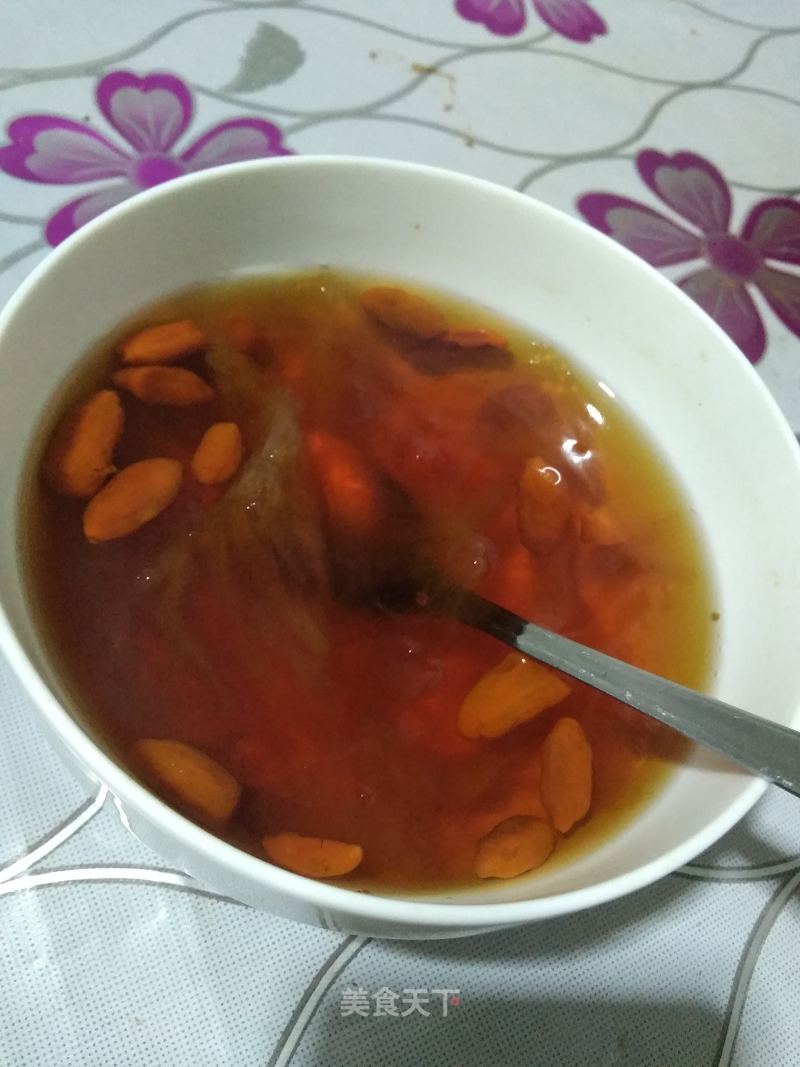 Wolfberry Bird's Nest with Rock Sugar recipe