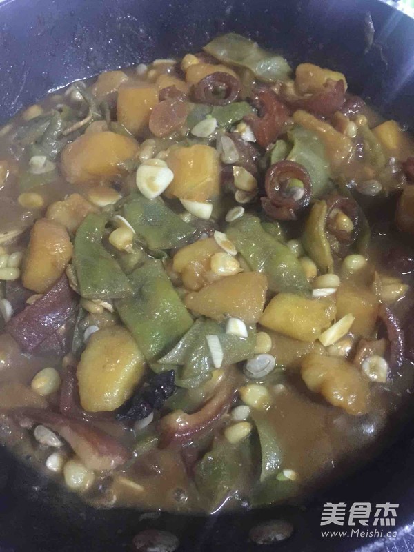 Stewed Corn with Beans and Potatoes recipe