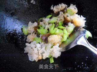 Tremella, Celery, Lycium Barbarum recipe