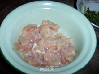 Winter Warming Soup---sour and Spicy Chicken and Radish Soup recipe