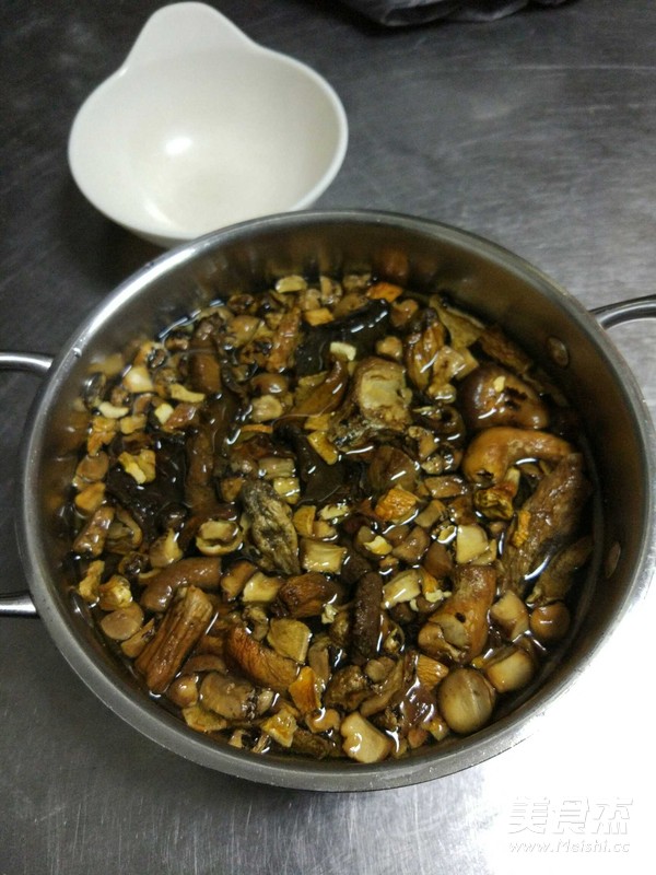 Health Mushroom Soup Pot recipe