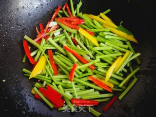 Sweet Potato Stem with Oyster Sauce recipe