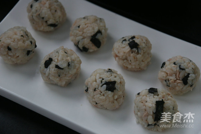 Tuna Onigiri recipe