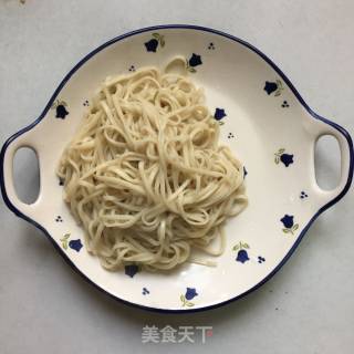 #春食野菜香#chilled Toon Noodles recipe