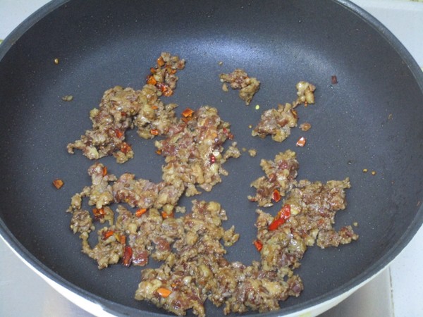 Stir-fried Minced Pork with Capers recipe